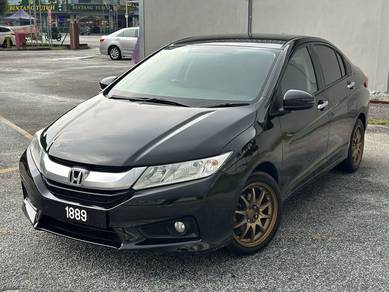 Honda City V in Batu Caves, SGR