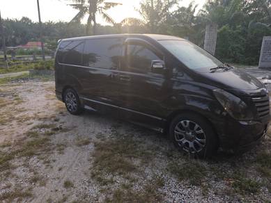 Hyundai Grand Starex CRDi VGT in Ipoh, PRK
