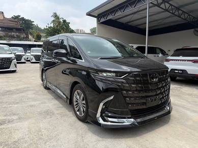 Toyota Alphard Z in Old Klang Road, KUL