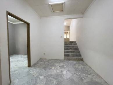 Terraced House For Sale in Rawang,SGR