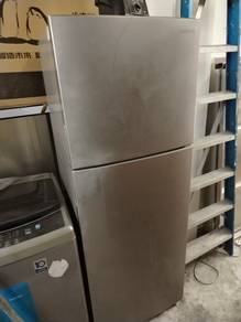 Samsung 2 Door Silver Fridge TF250