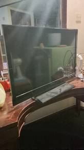 sharp AQUOS 32 inc 