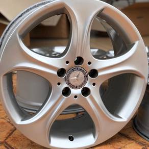 Original Mercedes W205 rims (C200)
