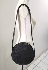 Genuine ostrich leather Circle Crossbody Bag: Roun