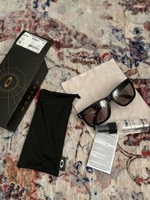 Oakley Holbrook Sunglasses Black Frame