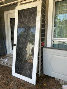 pintu aluminium