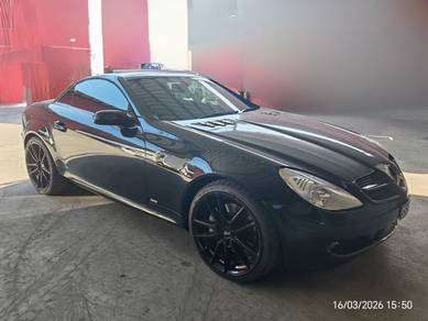 Mercedes Benz SLK350 350 in Kota Kinabalu, SBH