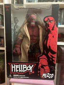 Hellboy Mezco 18’