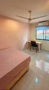 Room in Kajang, SGR