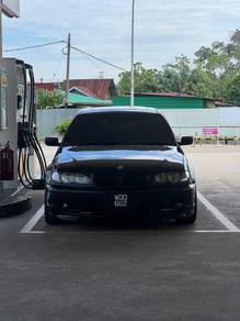 BMW E46 tahun 2000