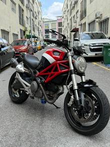 Ducati Monster 795