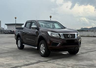 Nissan Navara V in Bandar Puteri Puchong, SGR
