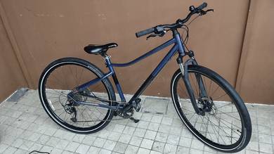 Decathlon Riverside 500 Hybrid Bike