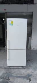 Bosch fridge refrigerator peti sejuk peti ais 2