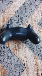 PS4 controller 