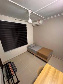 Room in Bukit Beruntung, SGR