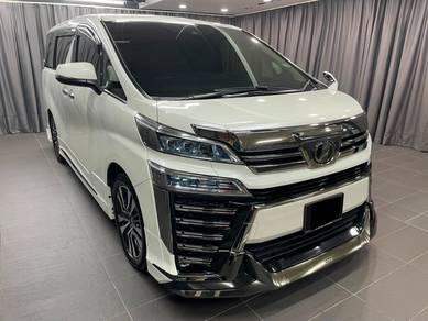 Toyota Vellfire ZG in Petaling Jaya, SGR