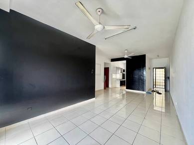Apartment For Sale in Sri Ixora Apartment