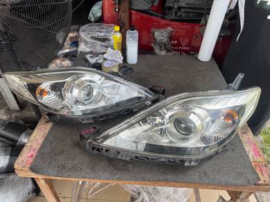 No 13-2-18 Mazda 5 2007 NFL Hid Headlamp Jpn