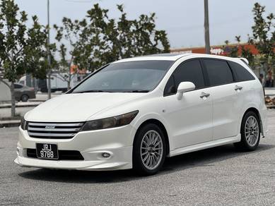 Honda Stream i-VTEC RSZ in Padang Serai, KDH
