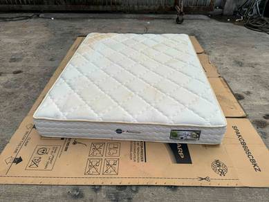 8'' Tilam Queen Mattress Fiber (Aerofoam)