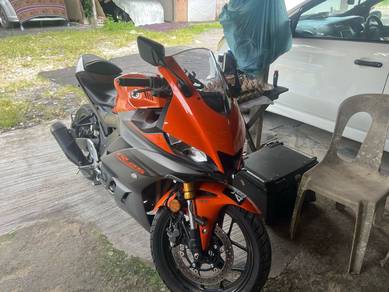 Yamaha R25