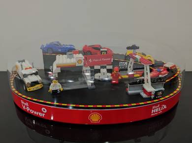 Shell V-Power F1 Lego Set