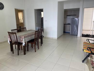 Room in Sentul, KUL