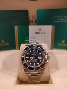 Tiptop condition 116610LN 2017
Rolex Black Sub Dat