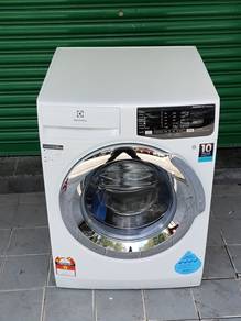 9/kg inverter Electrolux front load hot washer