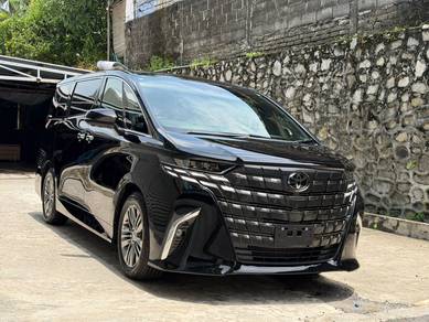 Toyota Alphard Z in Chan Sow Lin, KUL