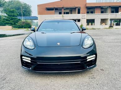 2011 Porsche Panamera 4