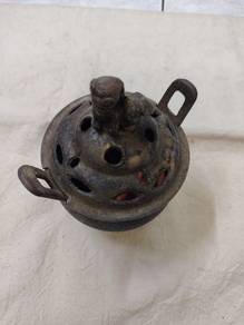 brass pot