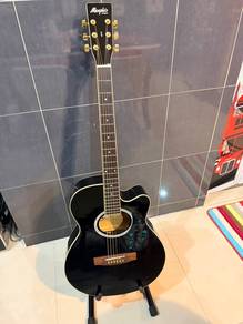 Memphis Acoustic Guitar