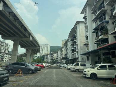 Apartment For Sale in Tanjung Court