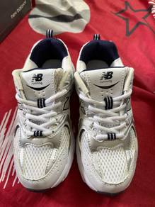 Sport shoes NB