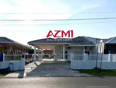 Semi-Detached House For Sale in Miri,SWK