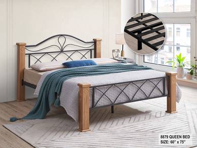 Queen Bed DB8879