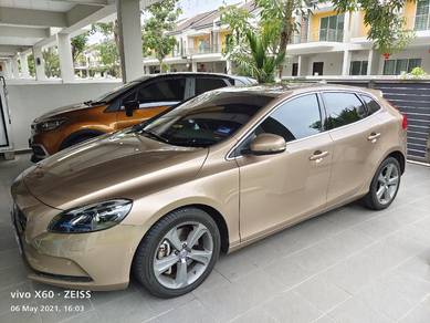 Volvo V40 T5 DRIVE E in Simpang Ampat, PNG