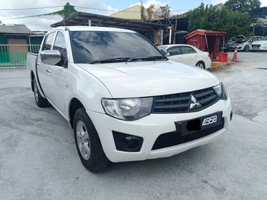 Mitsubishi Triton LITE in Old Klang Road, KUL