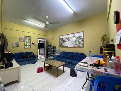 Apartment For Sale in Regency Park Apartment