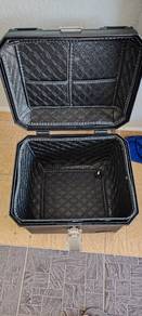 motorcycle top box