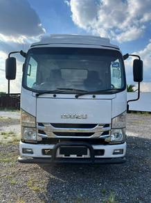 Isuzu NLR 10Kaki Box Van