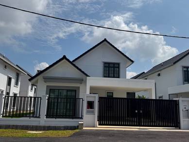 Bungalow House For Sale in Bemban,MLK