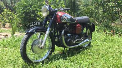 Norton Commando