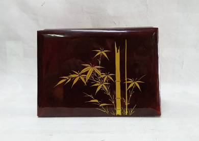 Vintage Japanese Lacquered Wooden Jewelry Music Bo