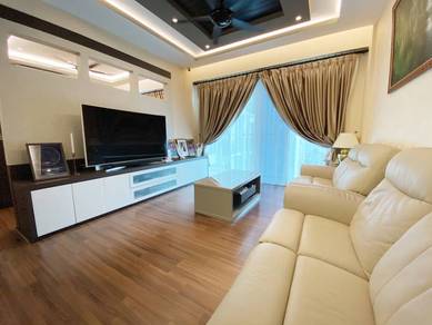 Condominium For Sale in Tropicana Bay Residences @ PWC