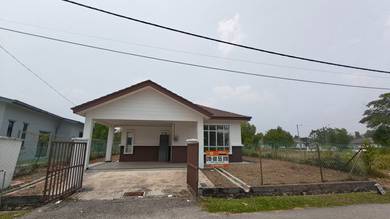 Bungalow House For Sale in Lenggeng,NSN