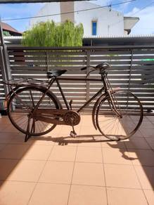 2 antique bicycle basikal antik