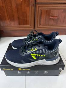 Line 7 Running Shoes